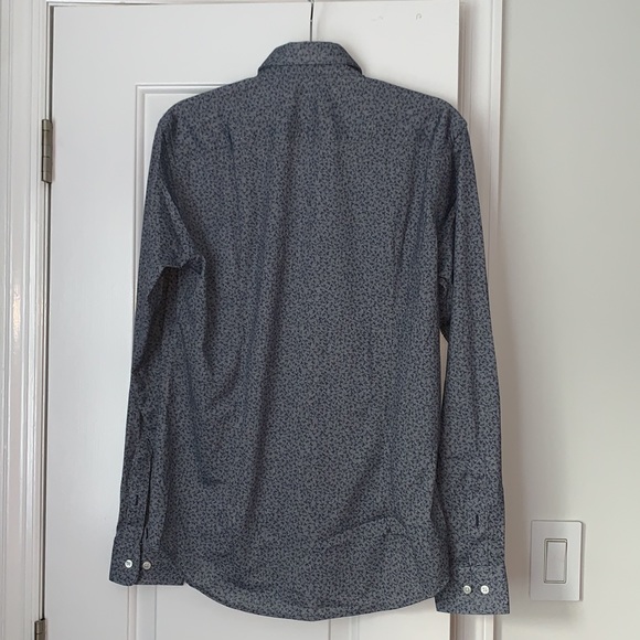 Hugo Boss Slim Fit Button-Up Shirt - Picture 5 of 5